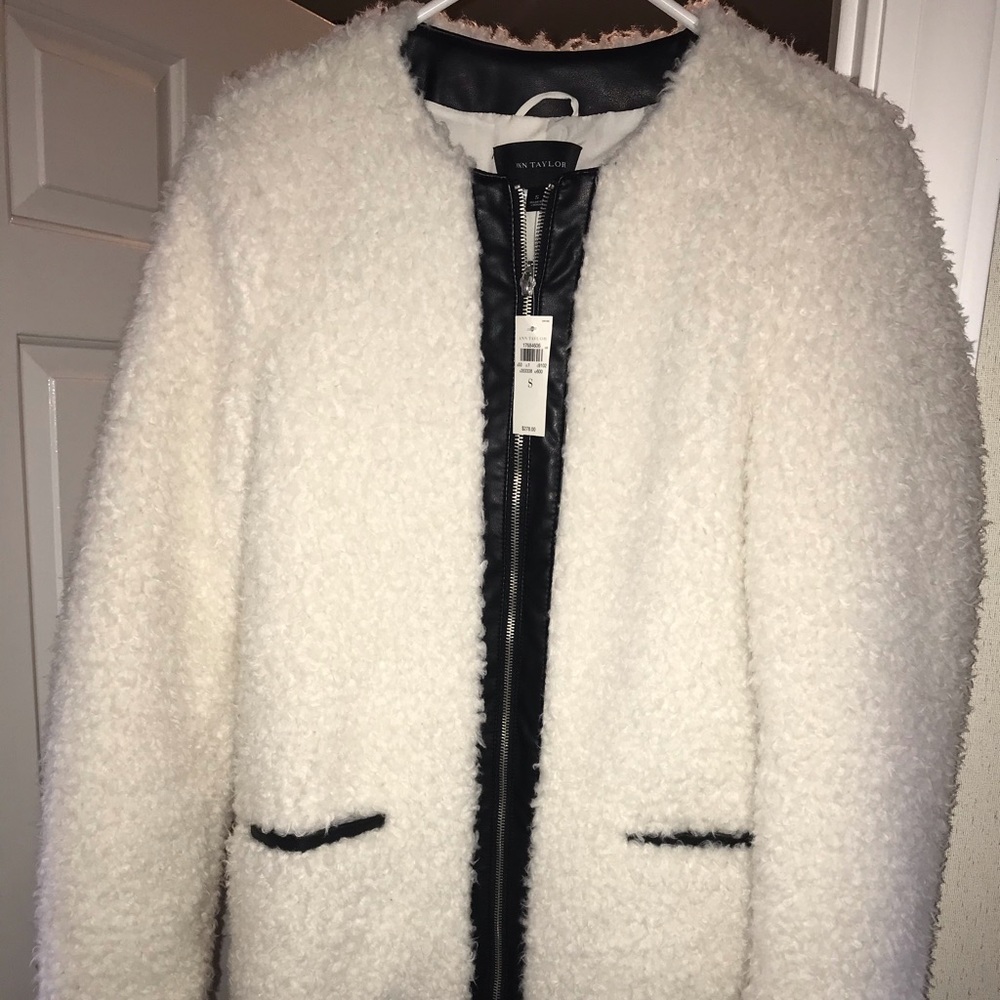 NWT Ann Taylor Sherpa coat size Small